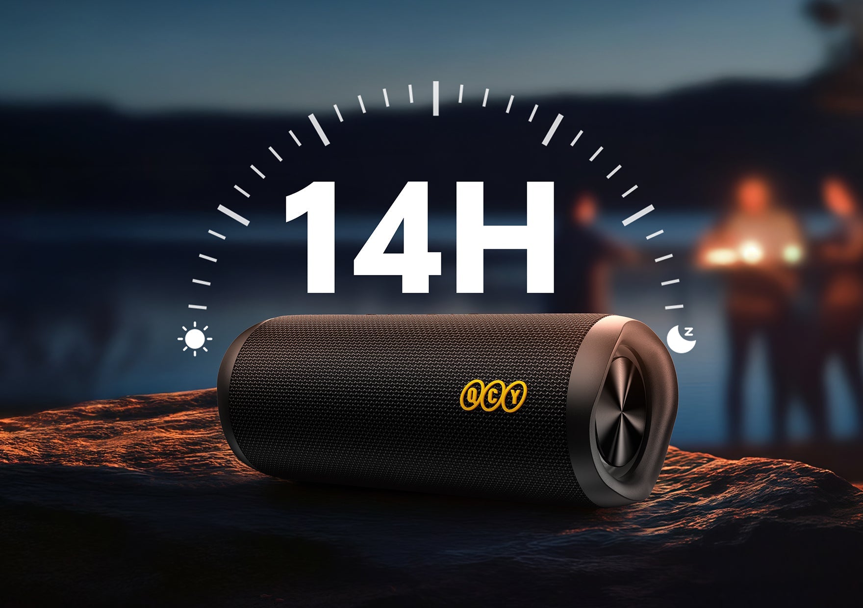 Haut-parleur Bluetooth portable QCY avec 14 heures d'autonomie, noir, pour une utilisation en extérieur.