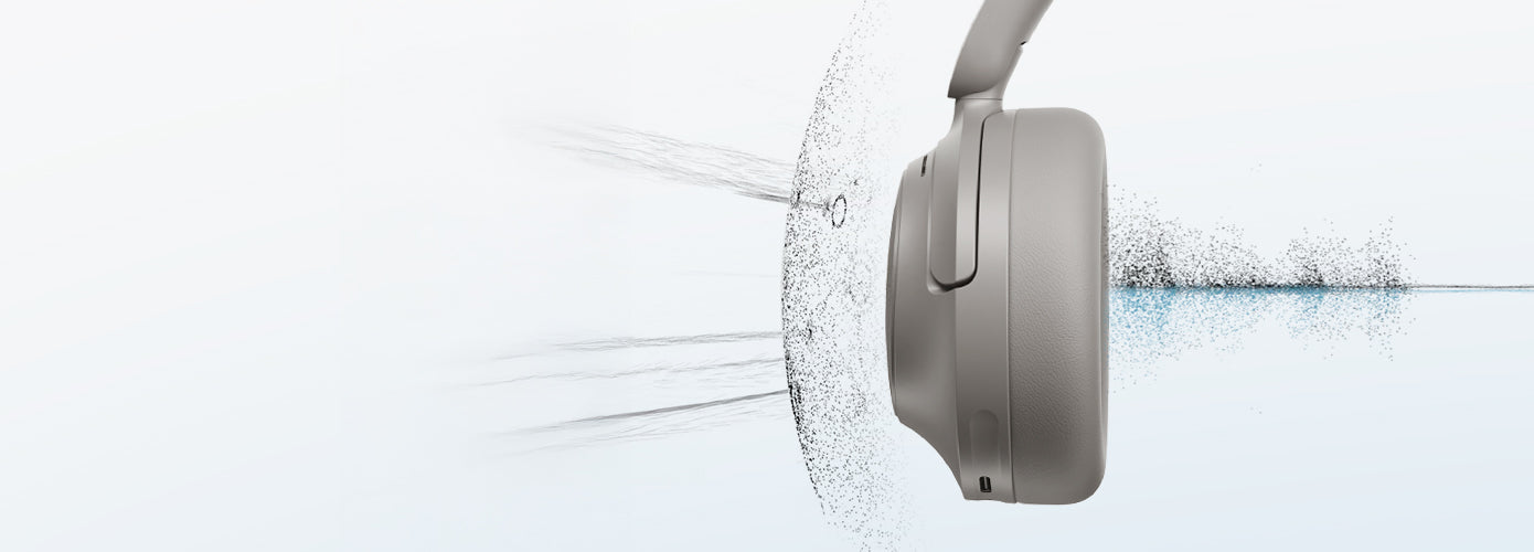 Casque circum-auriculaire argenté avec réduction active du bruit et résistance à l'eau.